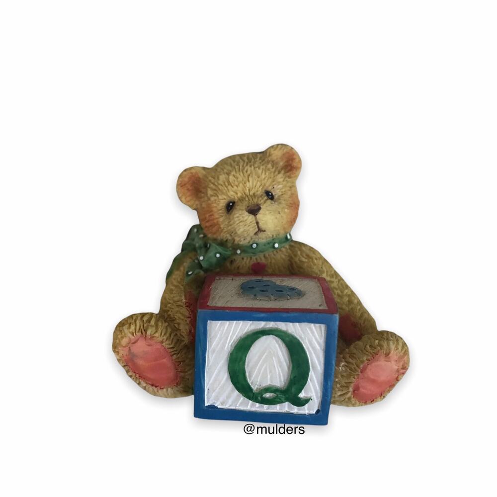 Vintage Priscilla Hillman Enesco 1995 Bear Block Keepsake Initial Letter Name Q